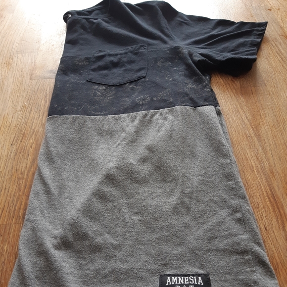 5/10$ Amnesia men's short sleeves t-shirt - Picture 9 of 15